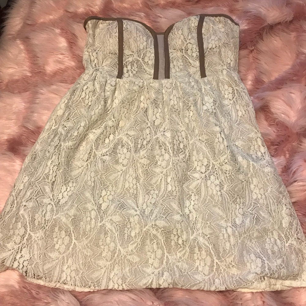 Floral strapless dress